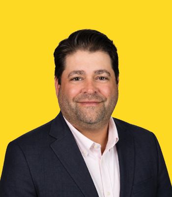 Portrait of Ryan Frey, Commercial Broker/Agent.